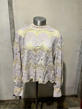 DOLAN Floral Lace Long Sleeve Top in Purple & Yellow Size XL